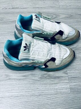 Adidas Torsion Athletic Shoes Men’s Size 11